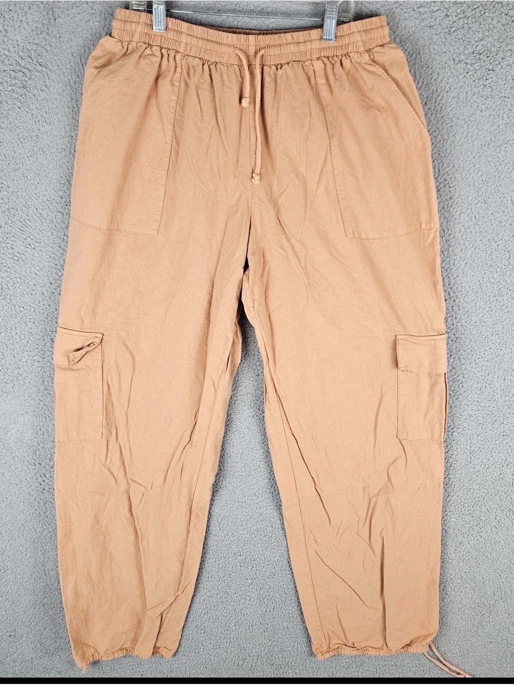 SKIMS Women's Cargo Jogger Pants in Tan